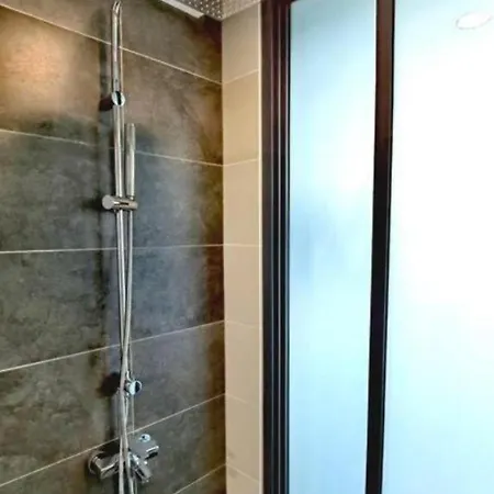 Almas Couple Healing Retreat Netflix By Stay Iskandar Puteri Exterior photo
