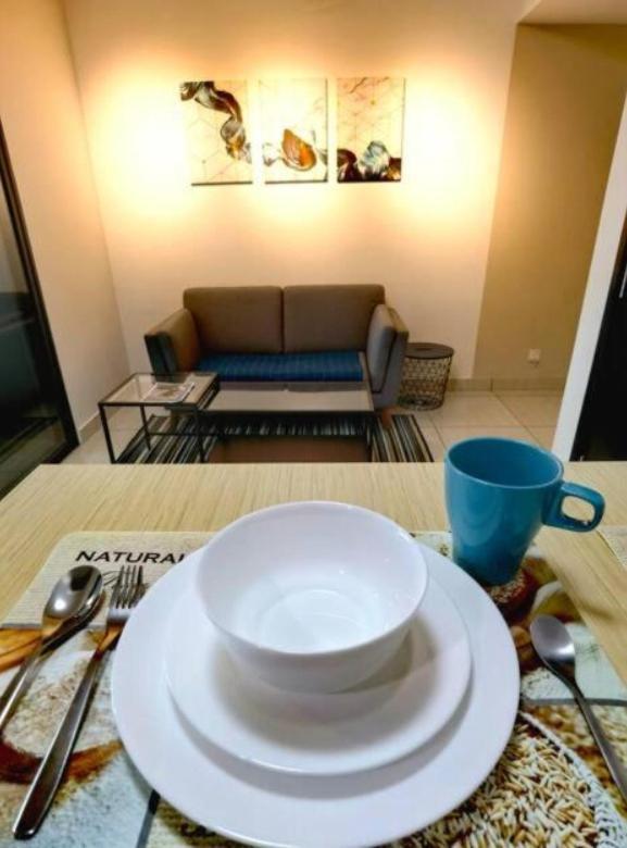 Almas Couple Healing Retreat Netflix By Apartment *
