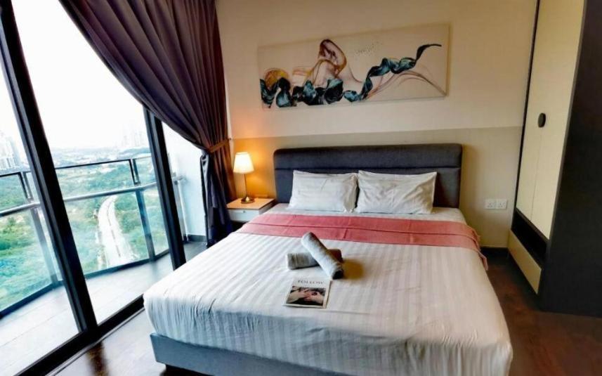 Apartment Almas Couple Healing Retreat Netflix By Iskandar Puteri